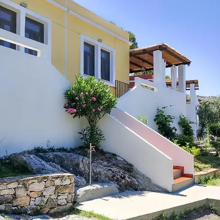 Apartament Pernakria